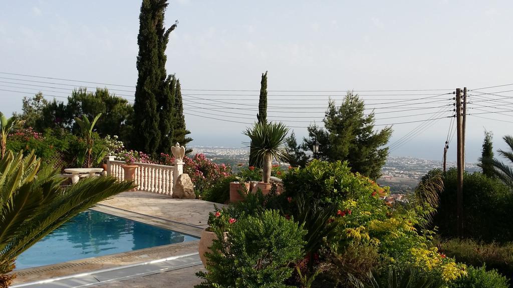 Garden Of Eden Villa 파포스 외부 사진
